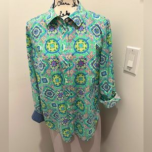 TALBOTS GREEN/BLUE DESIGN BUTTON DOWN SHIRT.SIZE L MACHINE WASH COLD 100% COTTON
